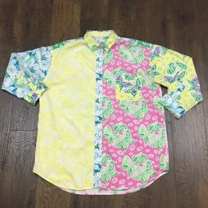 Lilly Pulitzer Tops - Lilly Pulitzer floral and butterfly button up top Lilly Pulitzer Tops - Lilly Pulitzer floral and butterfly button up top